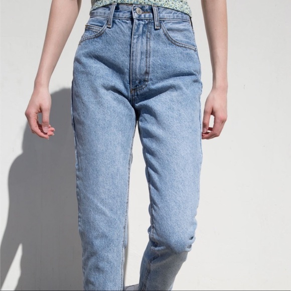 Brandy Melville Denim - Brandy Melville Jgalt high waisted jeans